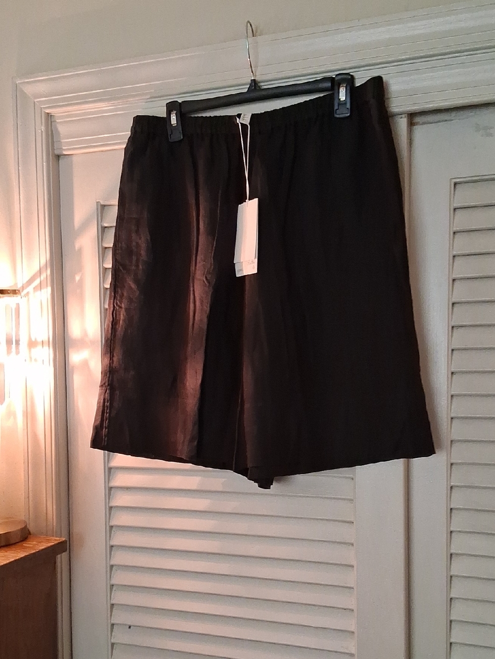 NWT - COS Navy Women's Relaxed Linen-Blend Bermuda Shorts